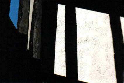Lumber, Stucco, Sky, photo 